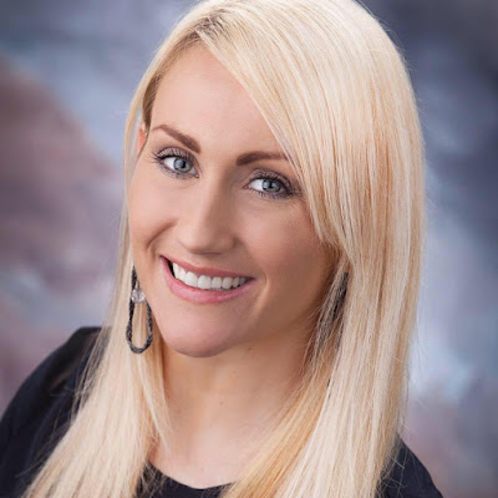 Meet your Posher, Stefani